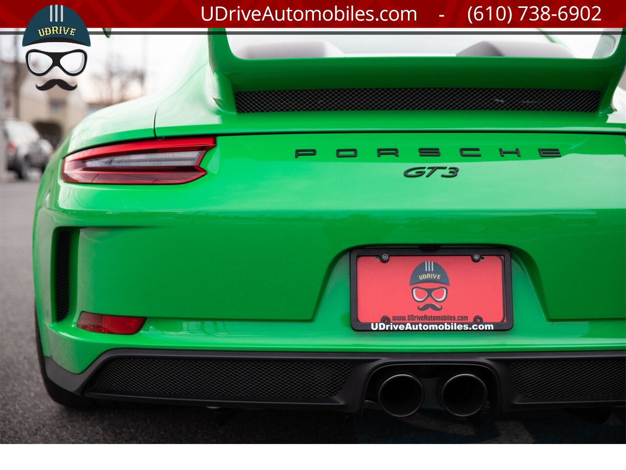 2018 Porsche 911 GT3 6 Speed Paint To Sample Viper Green 48 Miles  Front Axle Lift PCCB Carbon Bucket Seats - Photo 21 - West Chester, PA 19382