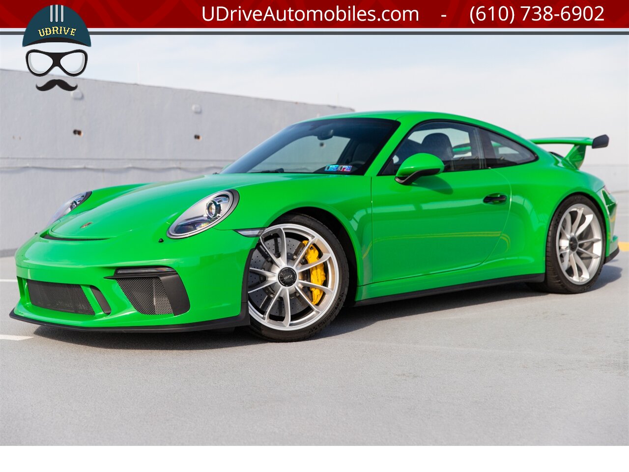 2018 Porsche 911 GT3 6 Speed Paint To Sample Viper Green 48 Miles  Front Axle Lift PCCB Carbon Bucket Seats - Photo 1 - West Chester, PA 19382
