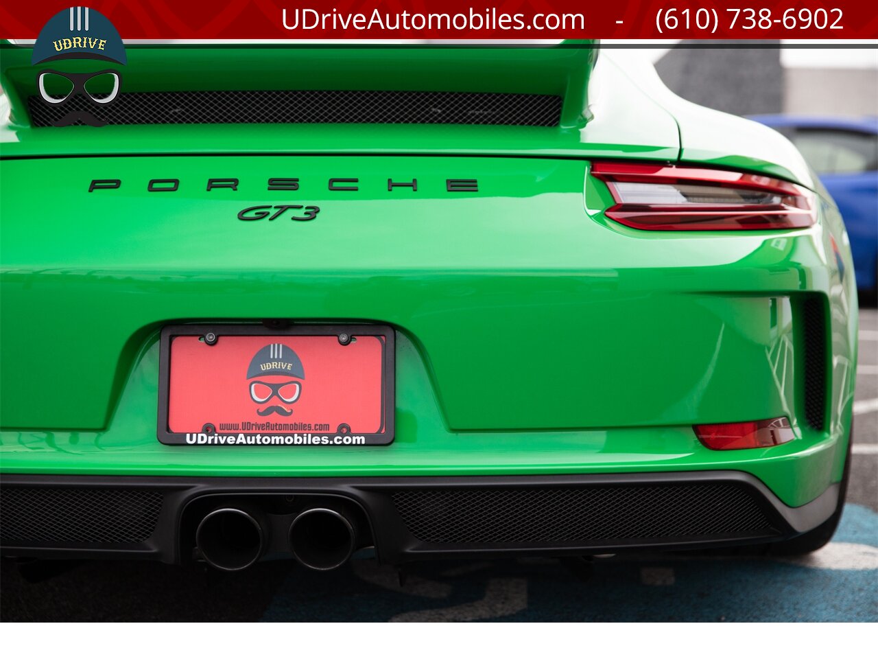 2018 Porsche 911 GT3 6 Speed Paint To Sample Viper Green 48 Miles  Front Axle Lift PCCB Carbon Bucket Seats - Photo 19 - West Chester, PA 19382