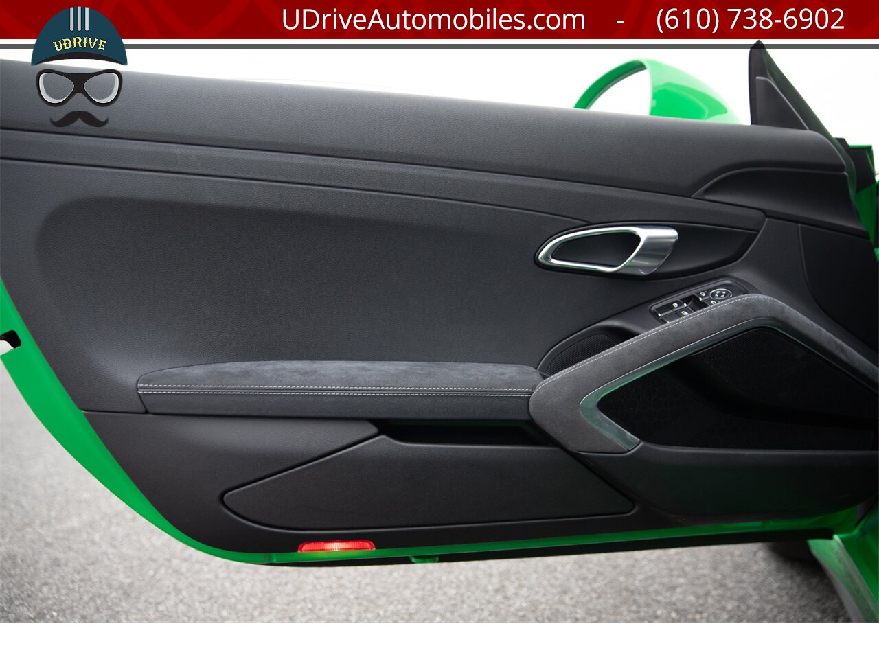 2018 Porsche 911 GT3 6 Speed Paint To Sample Viper Green 48 Miles  Front Axle Lift PCCB Carbon Bucket Seats - Photo 26 - West Chester, PA 19382