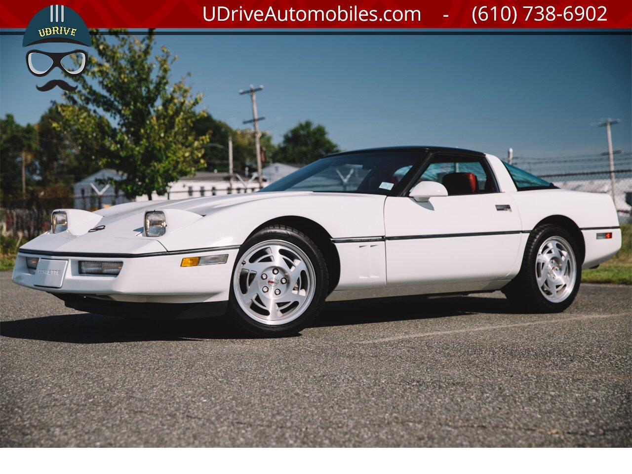 1990 Chevrolet Corvette 3k MIles 1 Owner White over Red Sport Seats   - Photo 2 - West Chester, PA 19382
