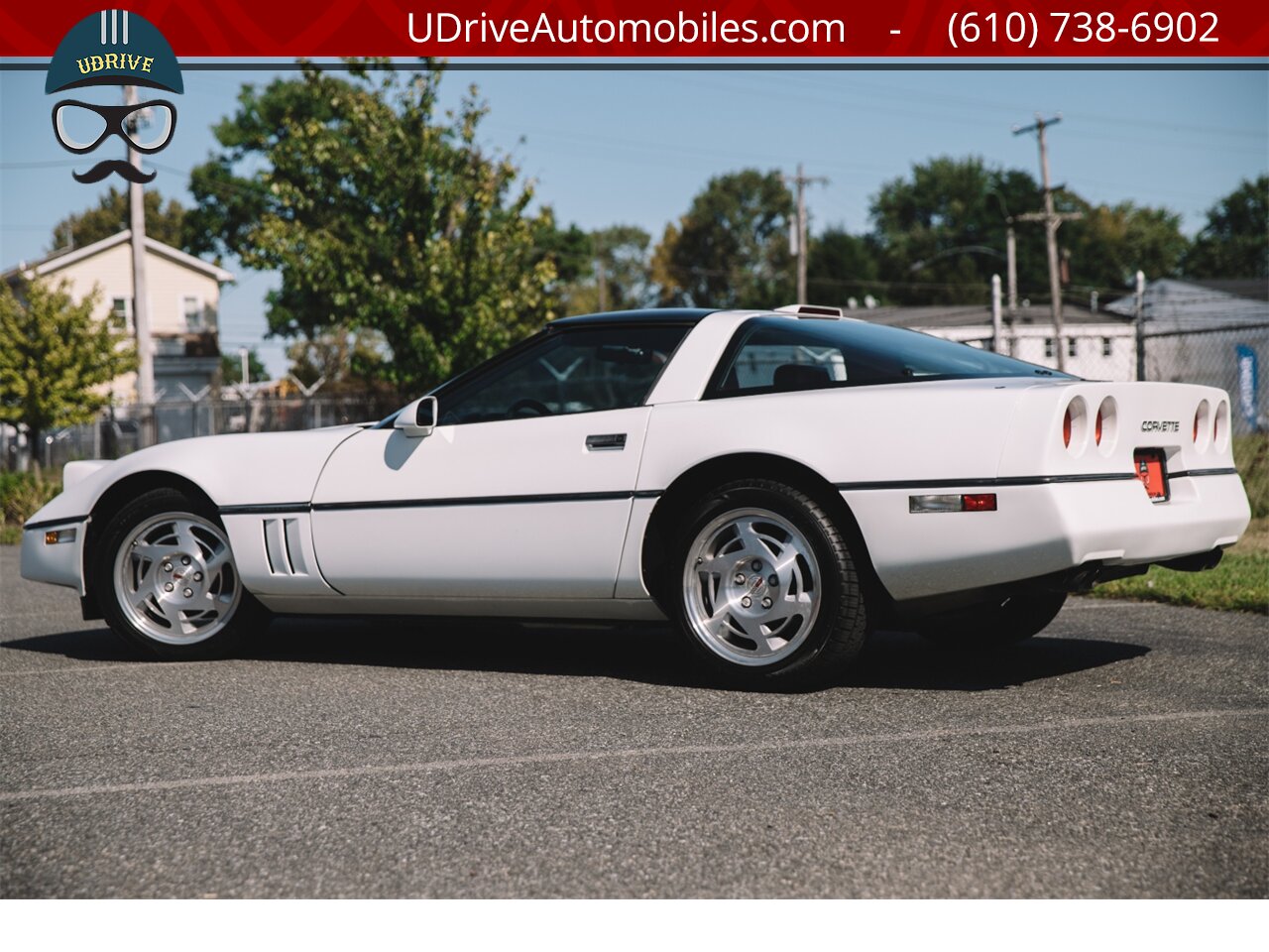 1990 Chevrolet Corvette 3k MIles 1 Owner White over Red Sport Seats   - Photo 5 - West Chester, PA 19382