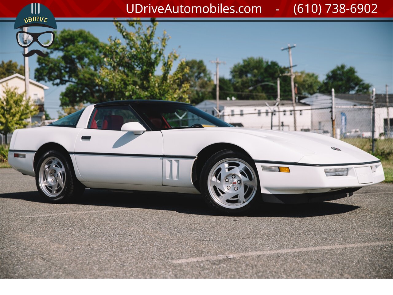 1990 Chevrolet Corvette 3k MIles 1 Owner White over Red Sport Seats   - Photo 4 - West Chester, PA 19382