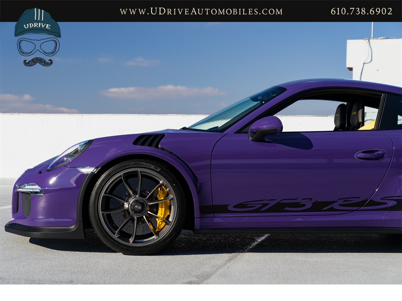 2016 Porsche 911 GT3 RS  1k Miles PCCB Front Axle Lift Yellow Stitching - Photo 11 - West Chester, PA 19382