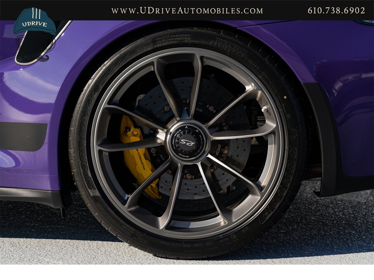 2016 Porsche 911 GT3 RS  1k Miles PCCB Front Axle Lift Yellow Stitching - Photo 70 - West Chester, PA 19382