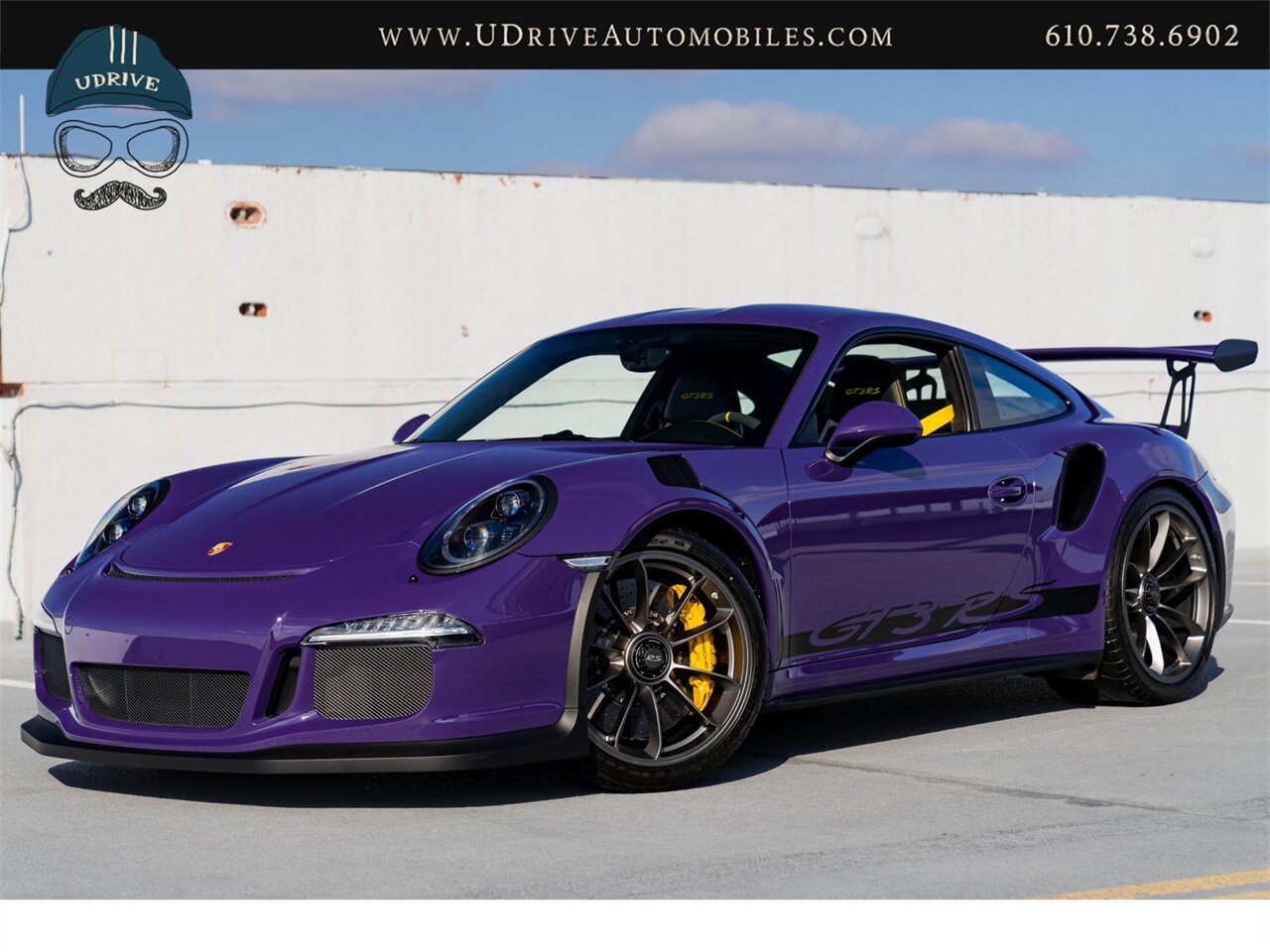 2016 Porsche 911 GT3 RS  1k Miles PCCB Front Axle Lift Yellow Stitching - Photo 1 - West Chester, PA 19382