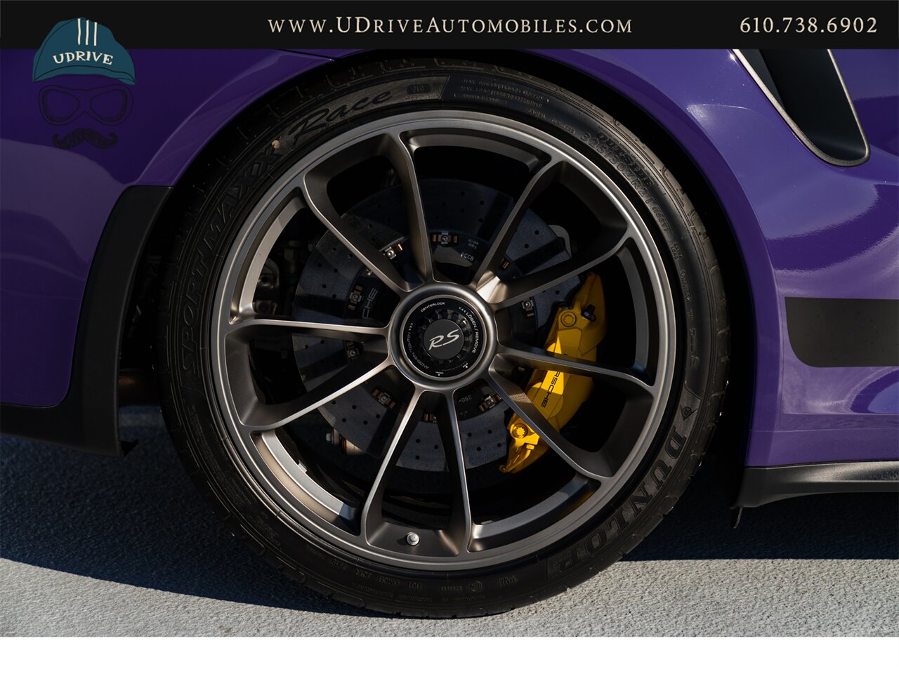 2016 Porsche 911 GT3 RS  1k Miles PCCB Front Axle Lift Yellow Stitching - Photo 71 - West Chester, PA 19382