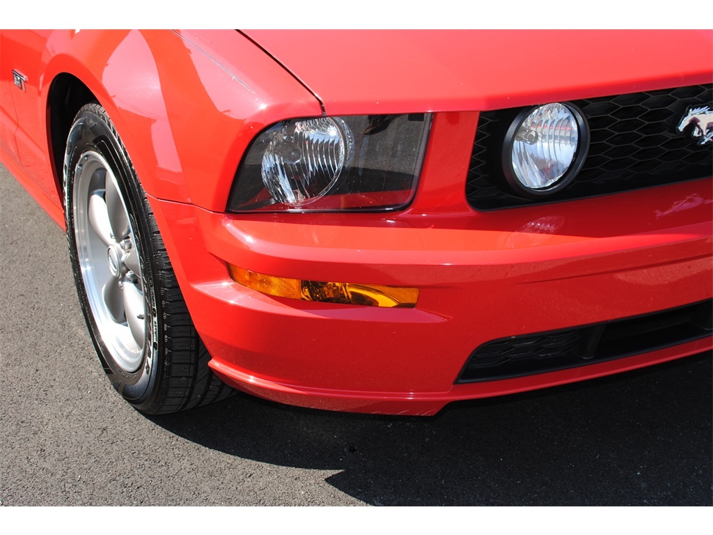 2005 Ford Mustang GT Deluxe   - Photo 7 - West Chester, PA 19382