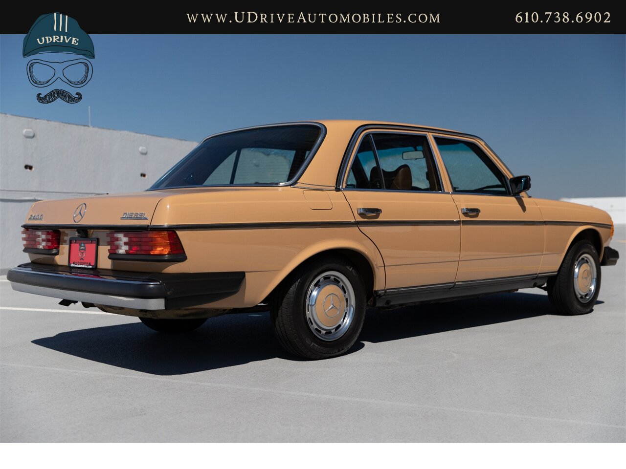 1979 Mercedes-Benz W123 240D Diesel 4 Speed Manual   - Photo 19 - West Chester, PA 19382
