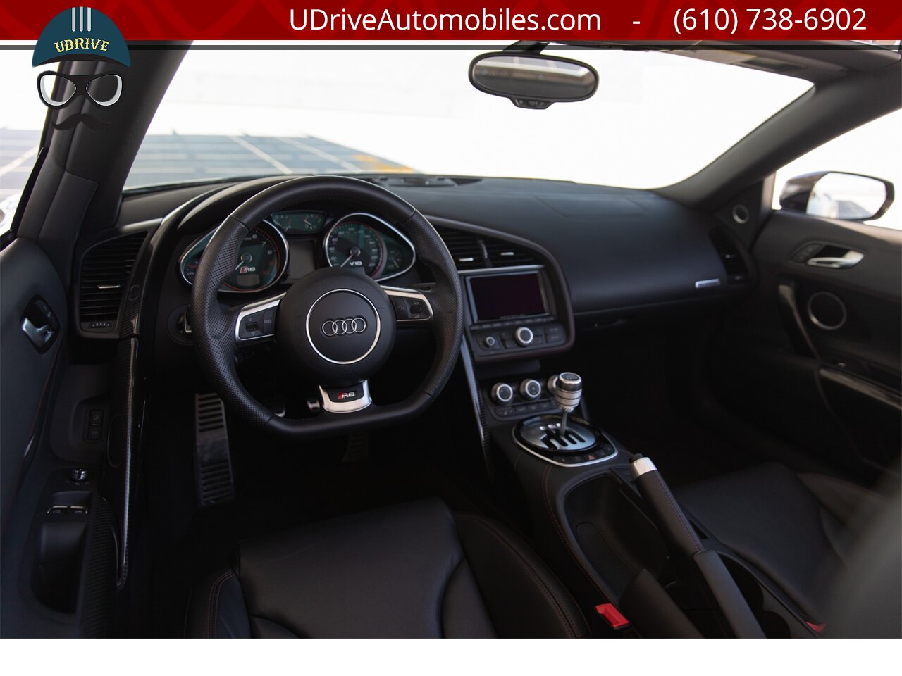 2014 Audi R8 5.2 V10 Quattro Spyder 6 Speed Manual 2k Miles  Extremely RARE 1 of 1 Color Combo - Photo 5 - West Chester, PA 19382