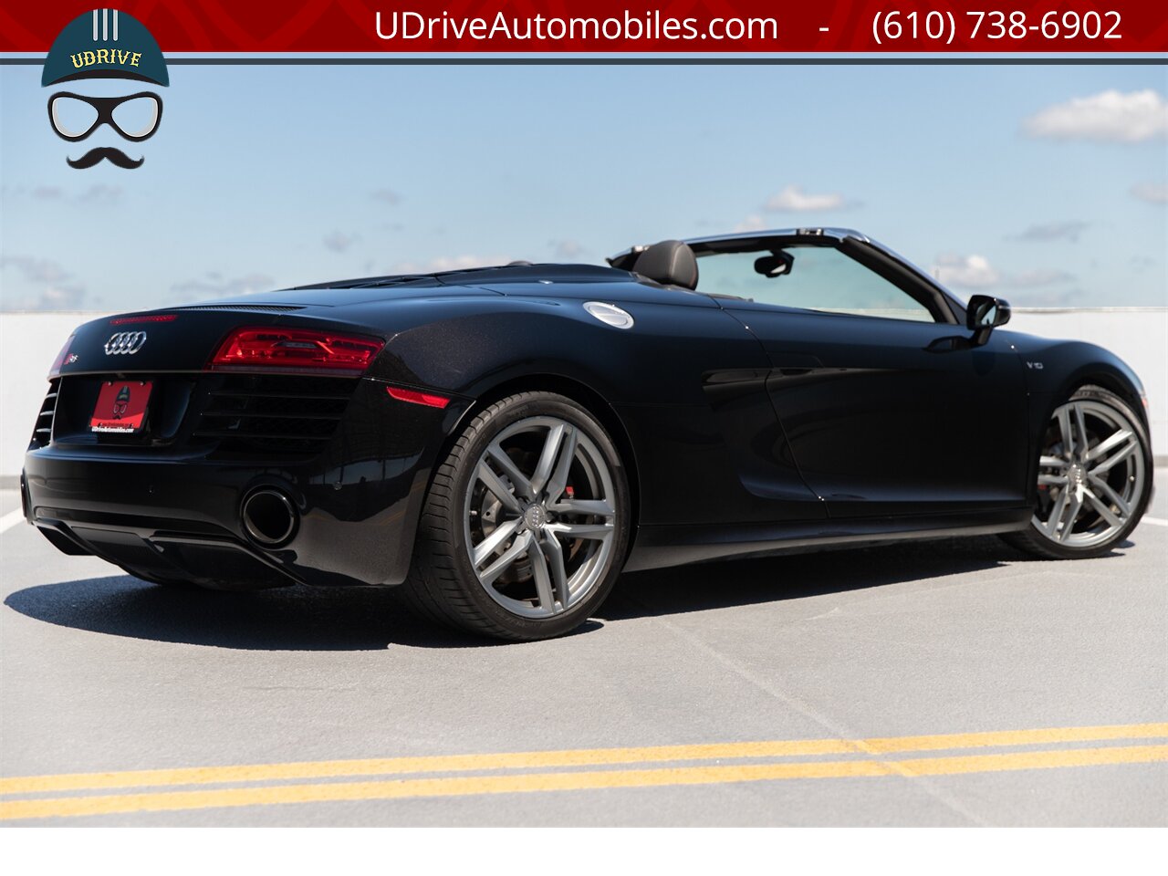 2014 Audi R8 5.2 V10 Quattro Spyder 6 Speed Manual 2k Miles  Extremely RARE 1 of 1 Color Combo - Photo 3 - West Chester, PA 19382