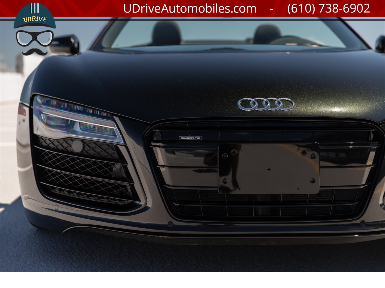 2014 Audi R8 5.2 V10 Quattro Spyder 6 Speed Manual 2k Miles  Extremely RARE 1 of 1 Color Combo - Photo 13 - West Chester, PA 19382