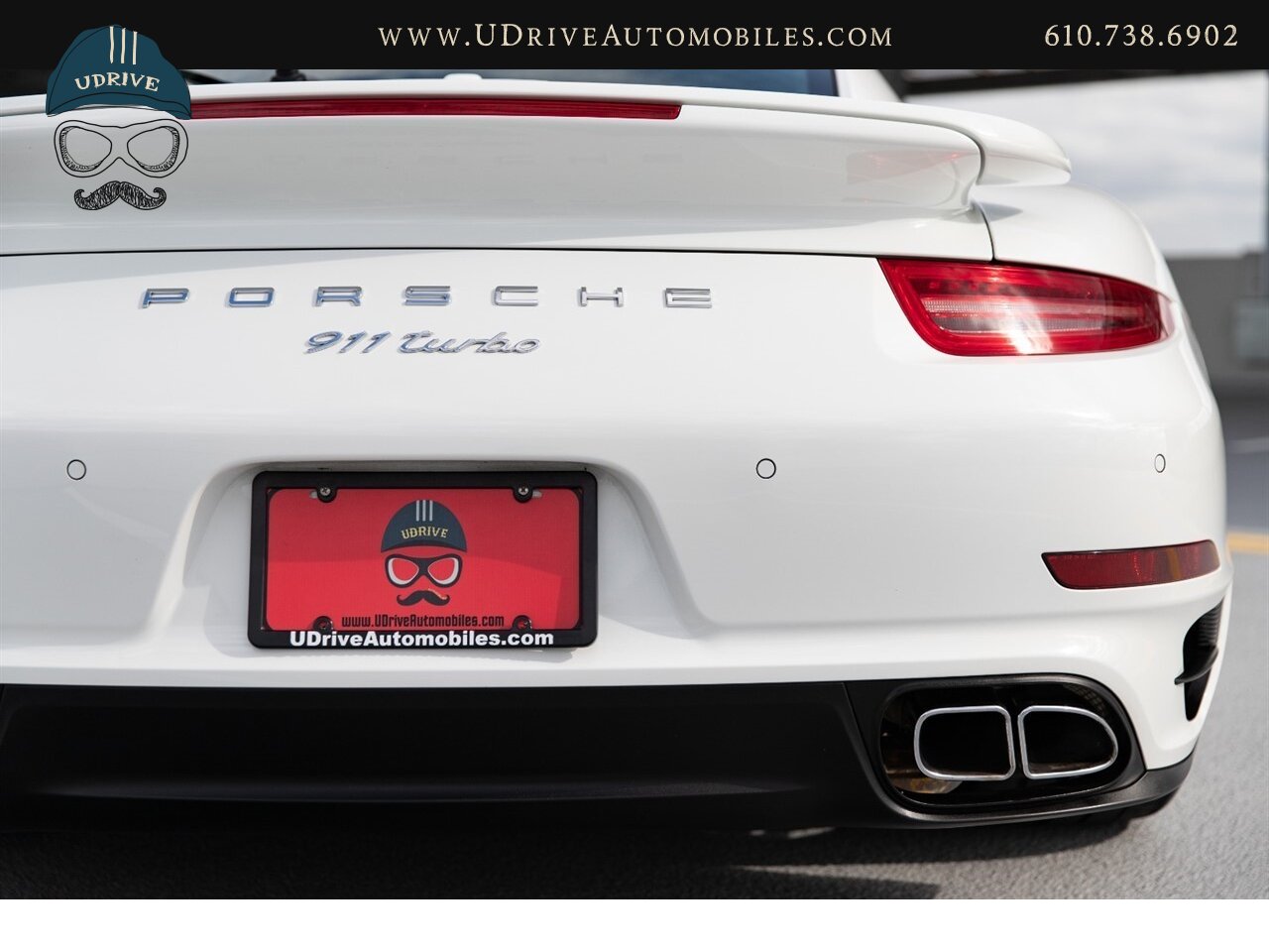 2014 Porsche 911 Turbo 12k Miles White over Black Chrono Rear Wiper  Sport Seats 20in Turbo Whls Sunroof Red Belts - Photo 18 - West Chester, PA 19382