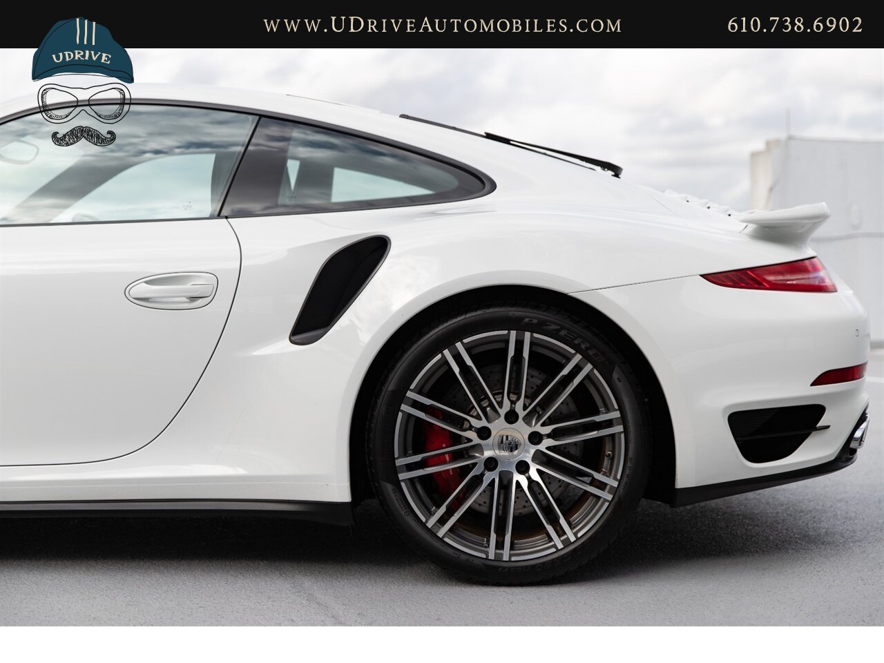 2014 Porsche 911 Turbo 12k Miles White over Black Chrono Rear Wiper  Sport Seats 20in Turbo Whls Sunroof Red Belts - Photo 22 - West Chester, PA 19382