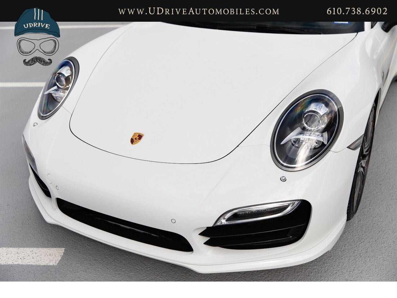 2014 Porsche 911 Turbo 12k Miles White over Black Chrono Rear Wiper  Sport Seats 20in Turbo Whls Sunroof Red Belts - Photo 9 - West Chester, PA 19382