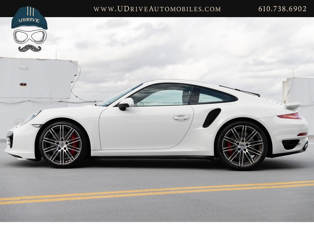 2014 Porsche 911 Turbo 12k Miles White over Black Chrono Rear Wiper  Sport Seats 20in Turbo Whls Sunroof Red Belts - Photo 6 - West Chester, PA 19382