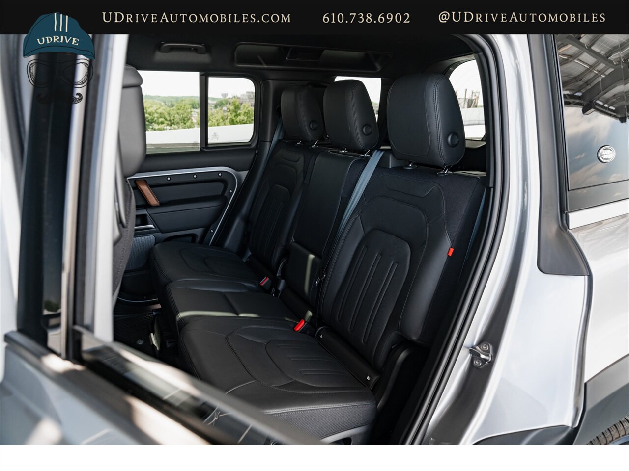 2023 Land Rover Defender 110 X  AWD Country Pack Jump Seat Cold Clim Warranty - Photo 51 - West Chester, PA 19382