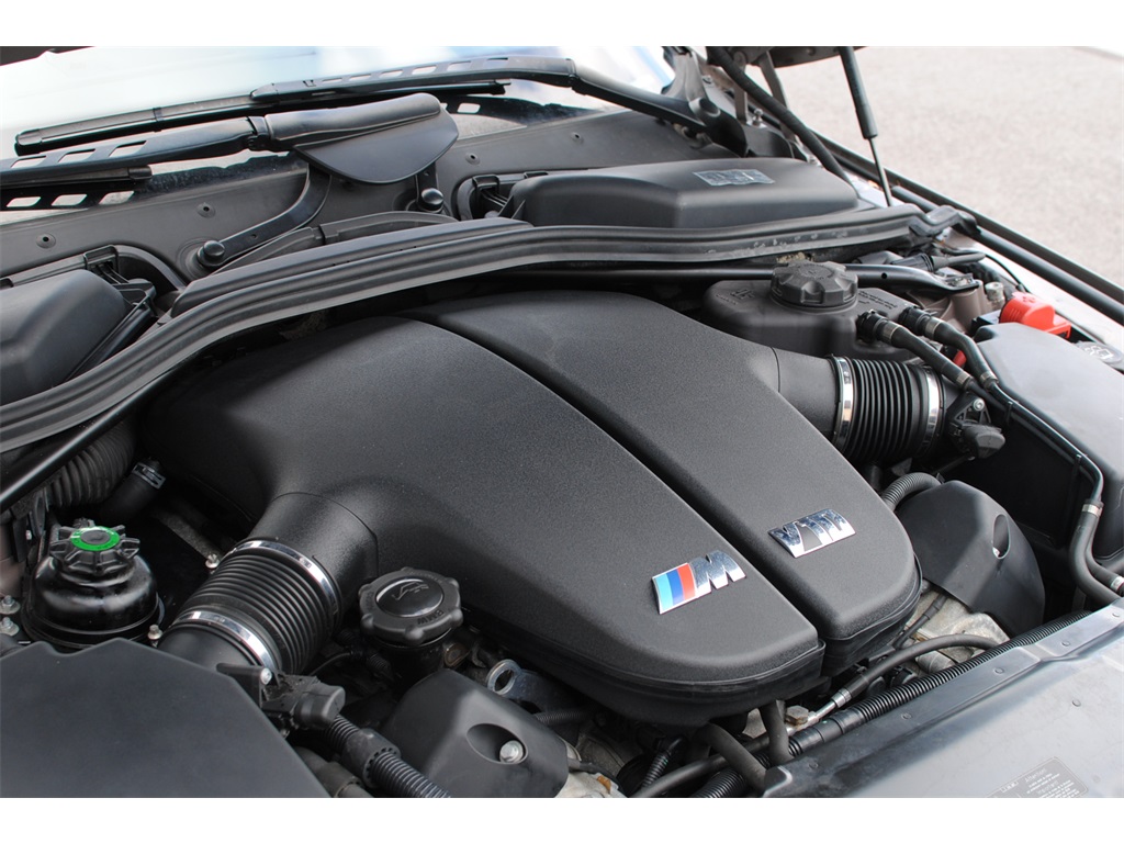 2007 BMW M5 6 Speed Manual   - Photo 39 - West Chester, PA 19382