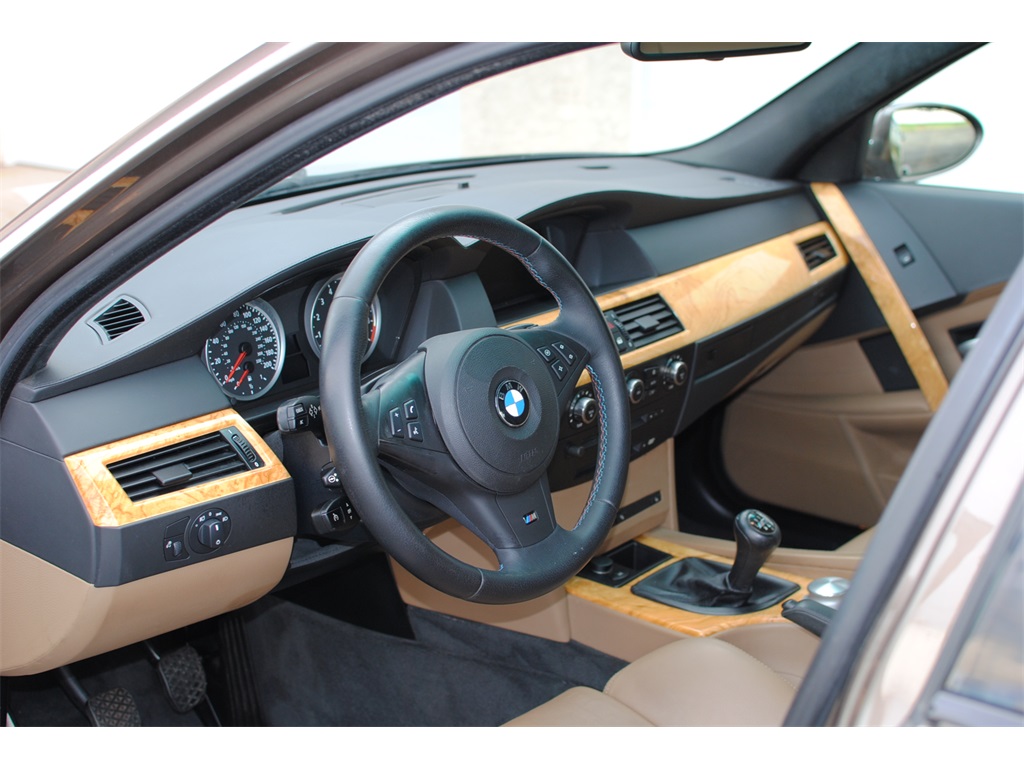 2007 BMW M5 6 Speed Manual   - Photo 20 - West Chester, PA 19382