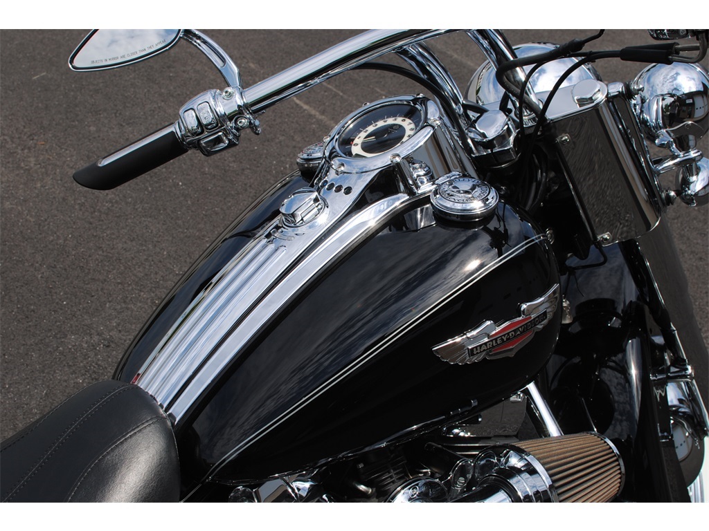 2005 Harley-Davidson Softail Deluxe   - Photo 36 - West Chester, PA 19382