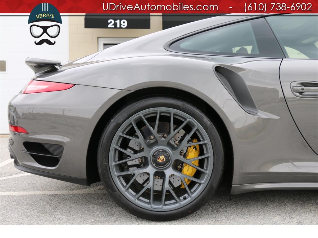 2016 Porsche 911 Turbo S Coupe Red Leather Glass Roof Warranty   - Photo 27 - West Chester, PA 19382