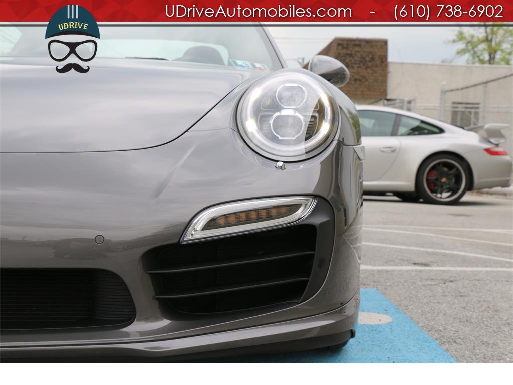 2016 Porsche 911 Turbo S Coupe Red Leather Glass Roof Warranty   - Photo 3 - West Chester, PA 19382
