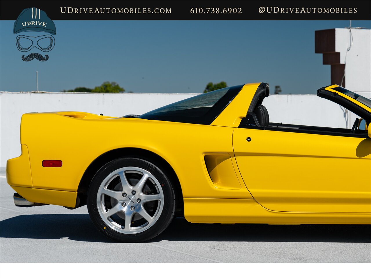1999 Acura NSX T  Rare Spa Yellow 6 Speed Manual Service History - Photo 19 - West Chester, PA 19382