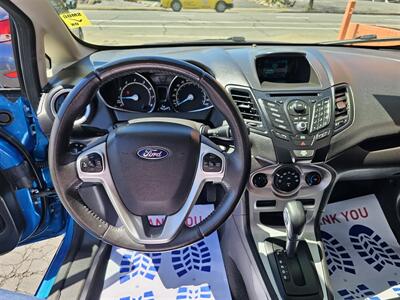 2015 Ford Fiesta SE   - Photo 10 - Redding, CA 96001