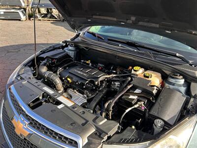 2012 Chevrolet Cruze LT   - Photo 5 - Redding, CA 96001