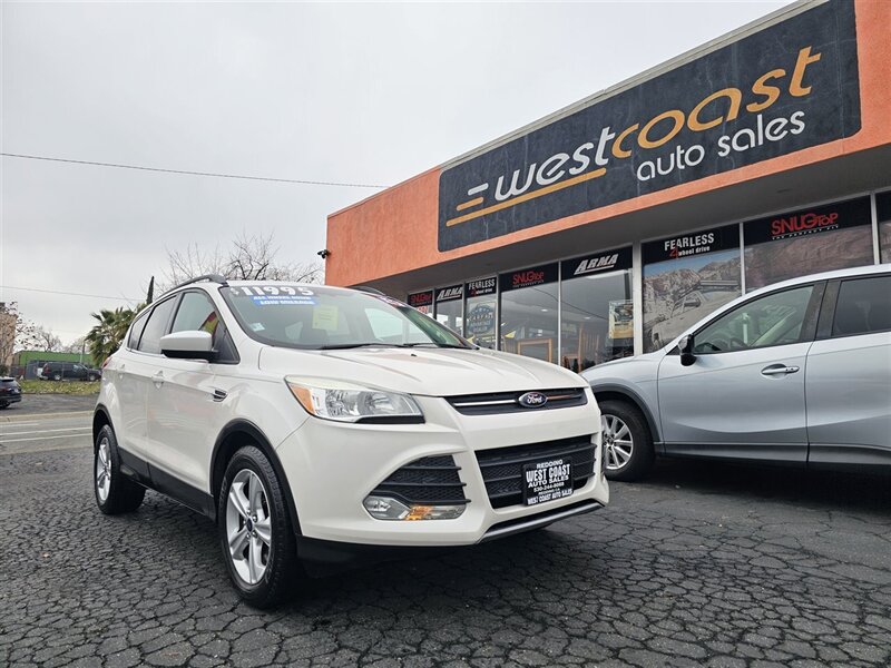 2014 Ford Escape SE  