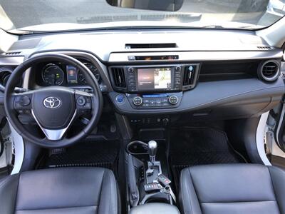 2017 Toyota RAV4 Hybrid Limited   - Photo 12 - Tualatin, OR 97062