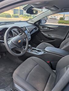 2020 Chevrolet Malibu LT   - Photo 9 - Sacramento, CA 95823