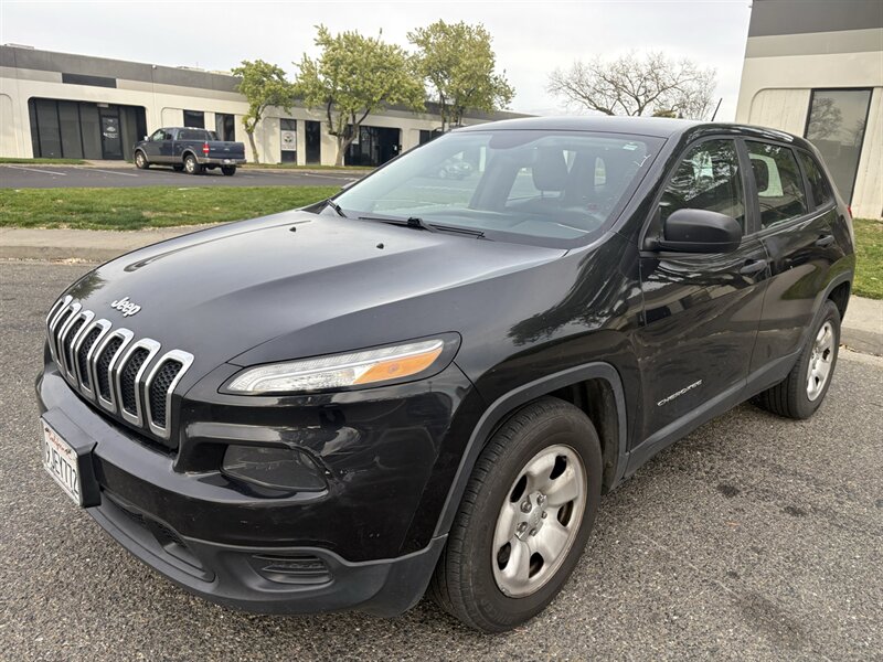 2014 Jeep Cherokee Sport  