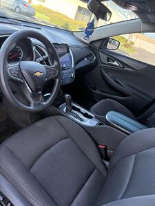 2022 Chevrolet Malibu LT   - Photo 9 - Sacramento, CA 95823