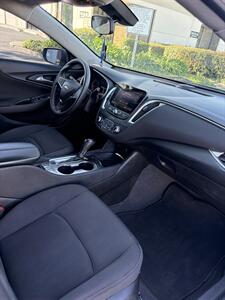 2022 Chevrolet Malibu LT   - Photo 12 - Sacramento, CA 95823