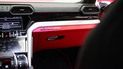 2022 Lamborghini Urus   - Photo 26 - Sacramento, CA 95825