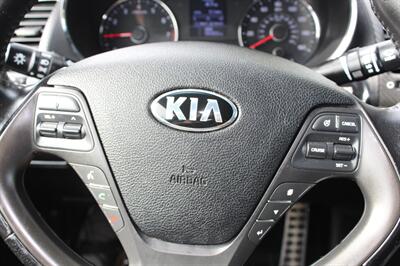 2016 Kia Forte Koup SX Luxury   - Photo 18 - Seattle, WA 98103