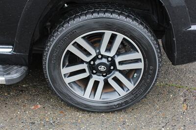 2016 Toyota 4Runner Limited - Photo 9 - Seattle, WA 98103
