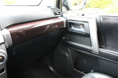 2016 Toyota 4Runner Limited - Photo 26 - Seattle, WA 98103
