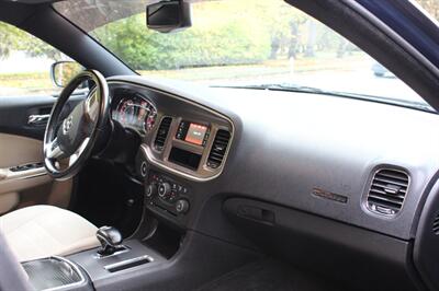 2013 Dodge Charger SE - Photo 9 - Seattle, WA 98103