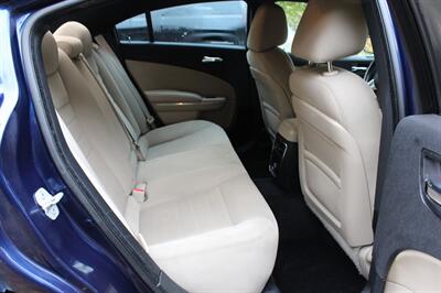 2013 Dodge Charger SE - Photo 11 - Seattle, WA 98103
