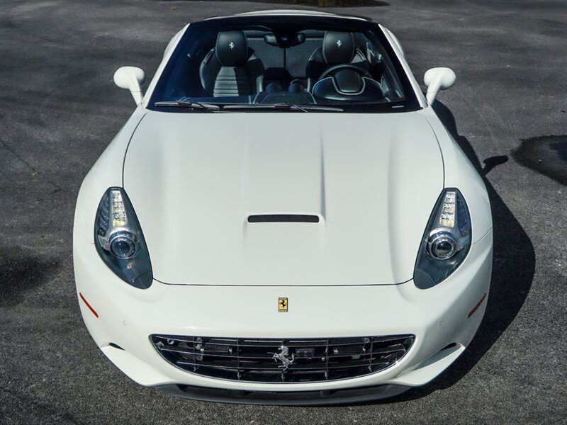 2014 Ferrari California   - Photo 4 - Bonita Springs, FL 34134