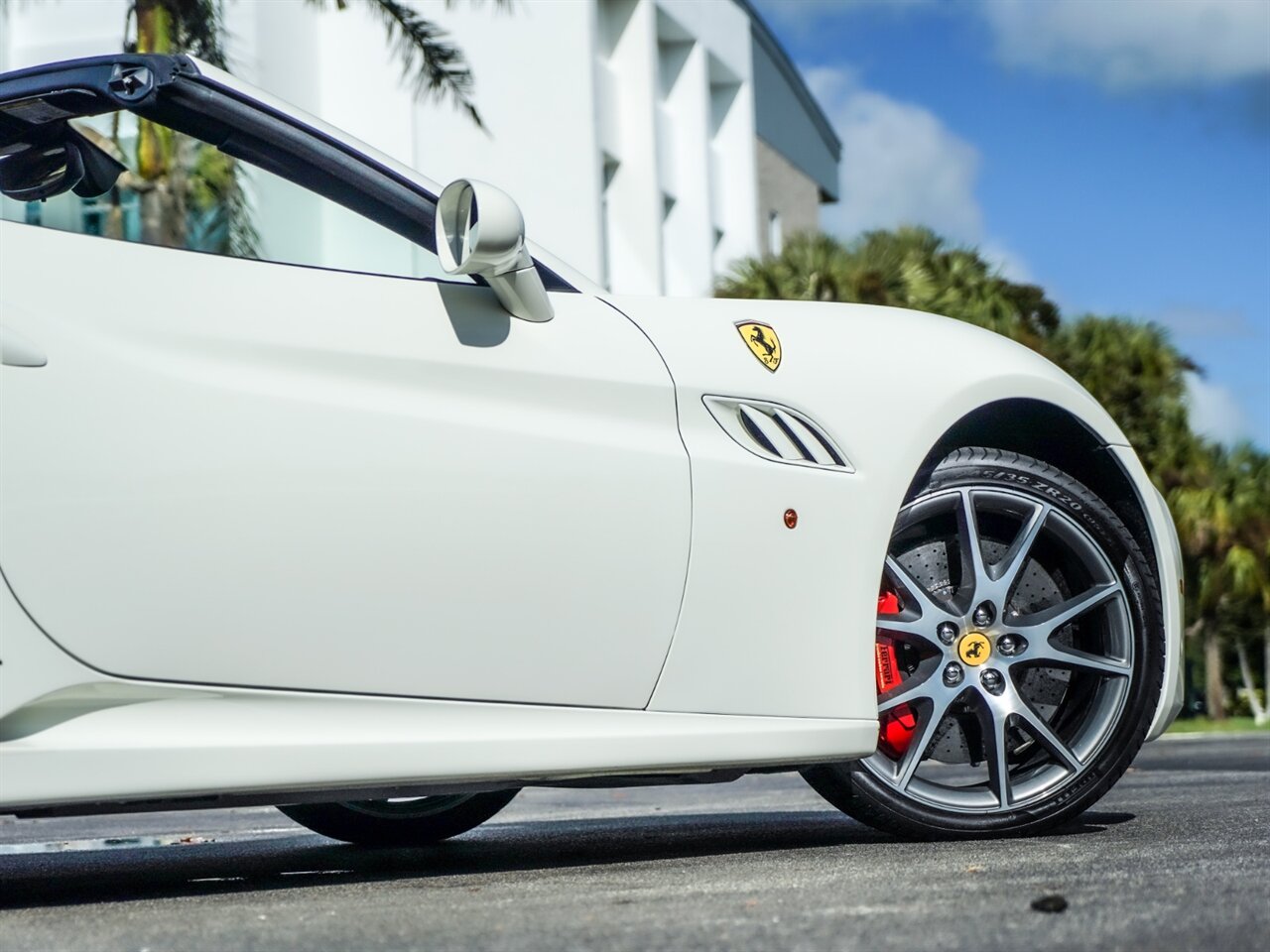 2014 Ferrari California   - Photo 39 - Bonita Springs, FL 34134
