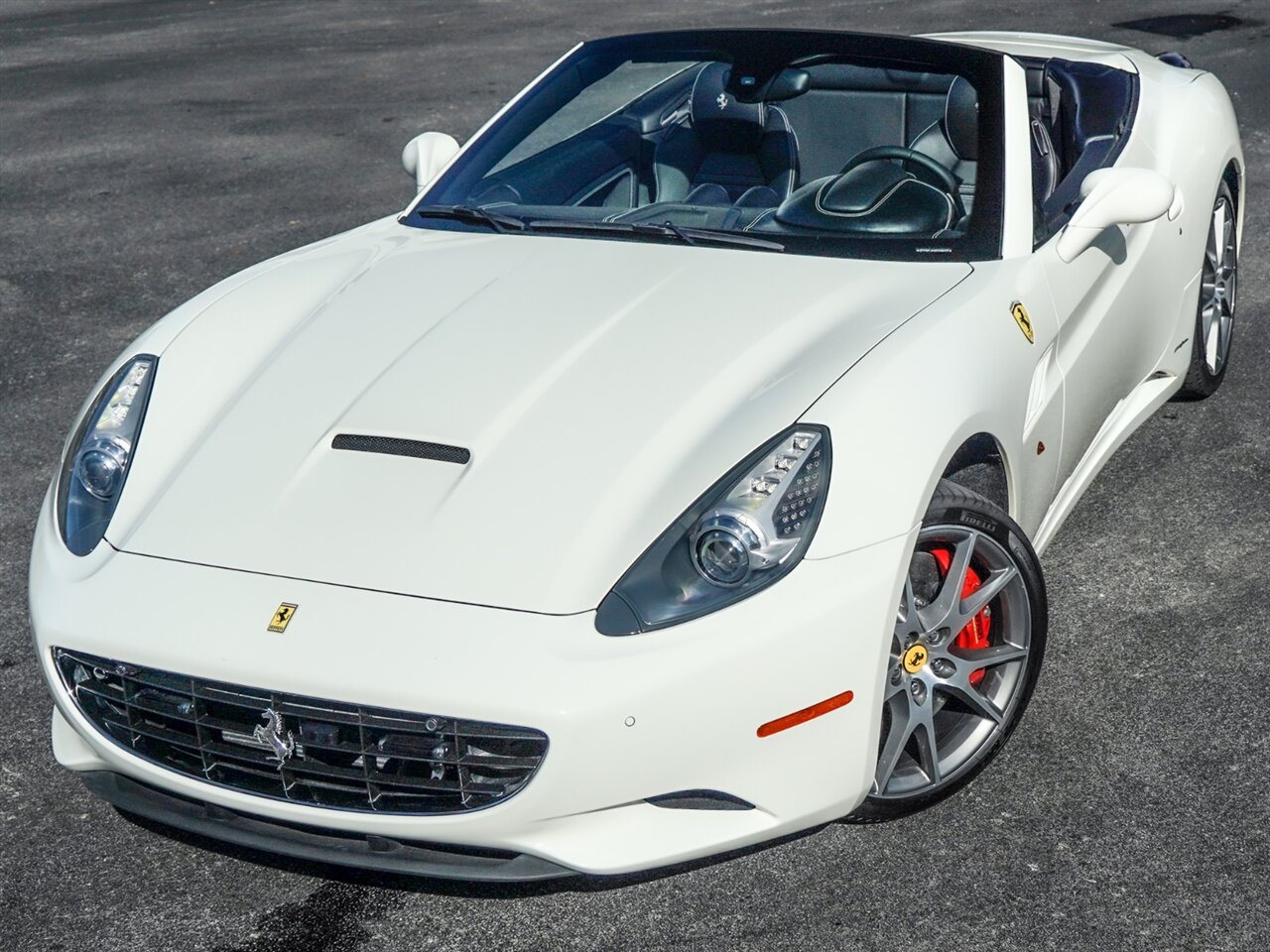 2014 Ferrari California   - Photo 9 - Bonita Springs, FL 34134