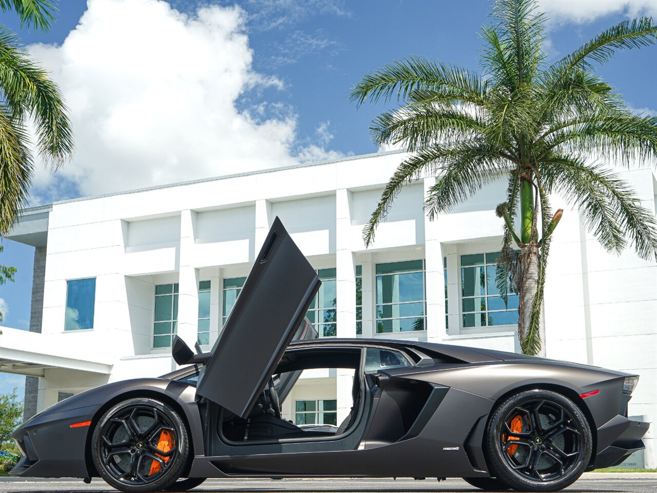 2012 Lamborghini Aventador   - Photo 14 - Bonita Springs, FL 34134
