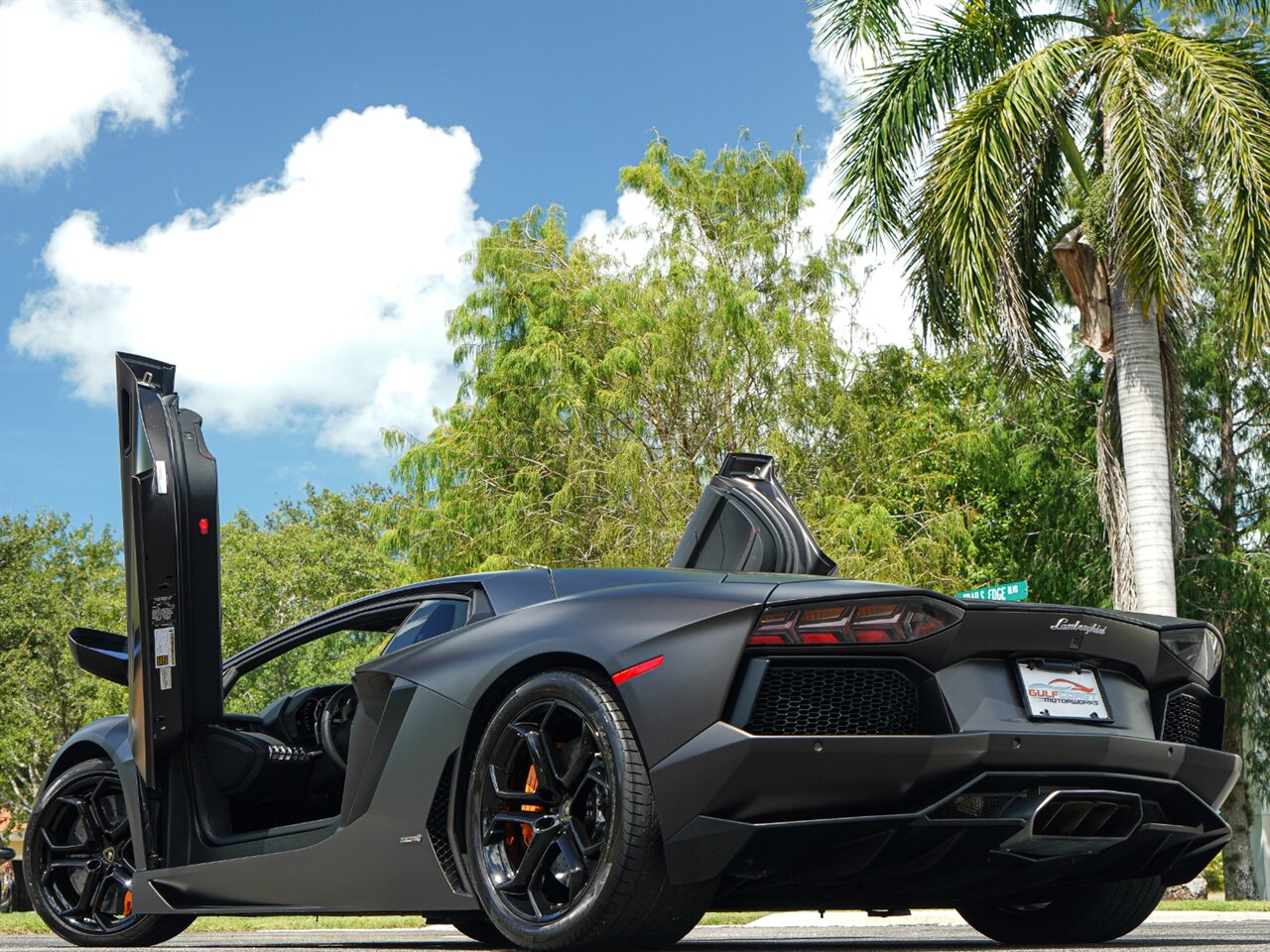2012 Lamborghini Aventador   - Photo 20 - Bonita Springs, FL 34134