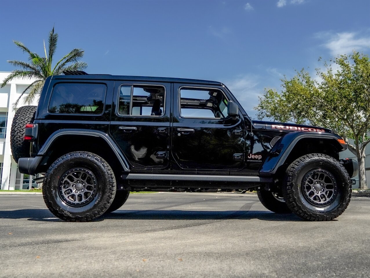 2023 Jeep Wrangler Unlimited Rubicon   - Photo 51 - Bonita Springs, FL 34134