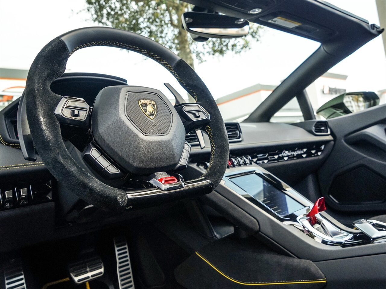 2021 Lamborghini Huracan EVO Spyder   - Photo 13 - Bonita Springs, FL 34134