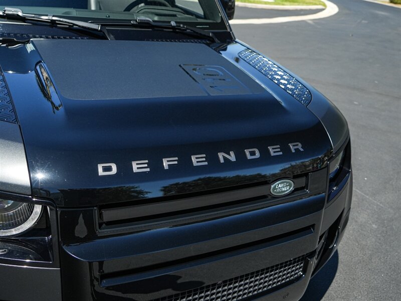 2023 Land Rover Defender 110 V8 Carpathian Edition   - Photo 4 - Bonita Springs, FL 34134