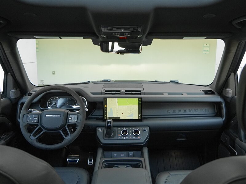 2023 Land Rover Defender 110 V8 Carpathian Edition   - Photo 31 - Bonita Springs, FL 34134